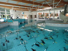 45 vélos dans la bassin ludique pour Neptu'Summer